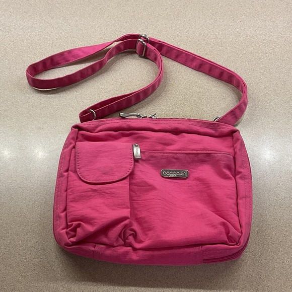 Baggallini Fuchsia Crossbody Bag - Picture 1 of 5